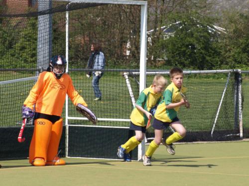 MINIS TOURNAMENT @ DEREHAM - 19TH APRIL 2009 - photo 77 (pictures\sp4193579.jpg)